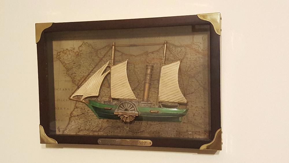 Ancient Boat Frame64751809982209121