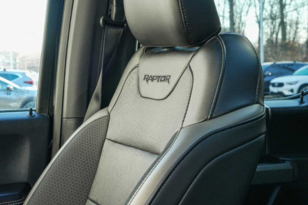 Ford F-150 Raptor      2017