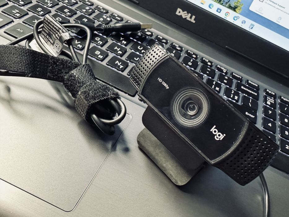 Продам камеру проводную Logi hd 1080p