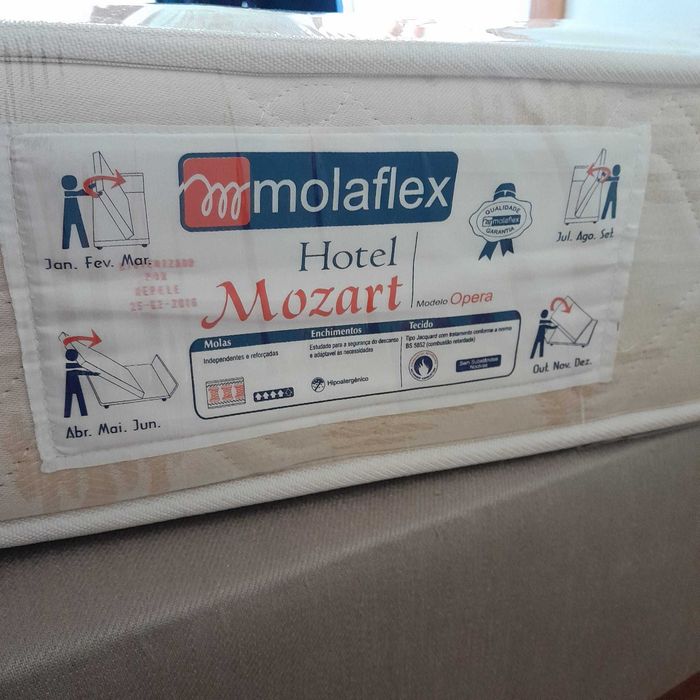 cama de solteiro com colchão incluído, em bom estado