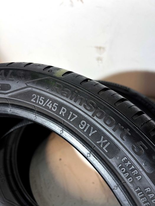 Pneus Uniroyal RainSport 5 - 215/45/17 - Como NOVOS