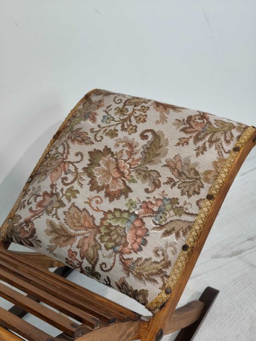 Podnóżek Na Płozach Z Poduszką