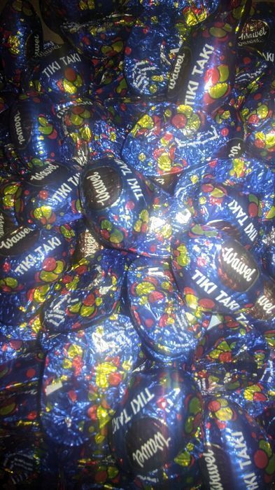 Wawel cukierki czekoladki pomadki tiki taki Kosowo orzechowe 1kg