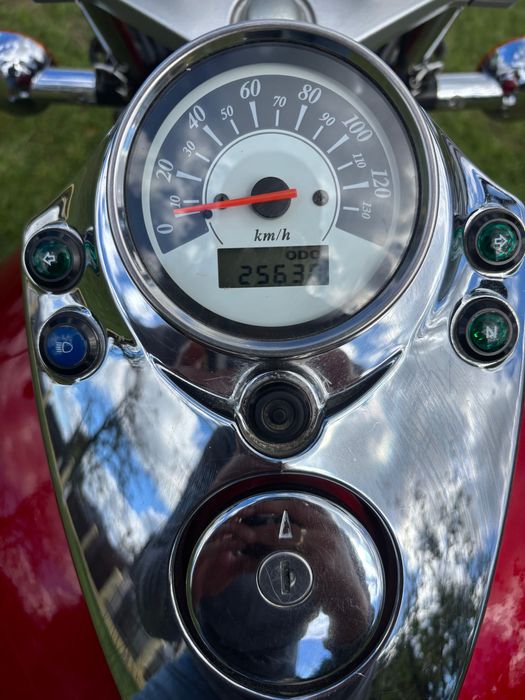 Suzuki Intruder  125