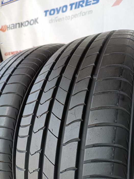 Літні шини 215/55 R18 Kumho ecsta hs51 2021 рік 7,4мм