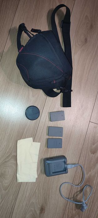 Aparat bezlusterkowiec Olympus OM-D E-M10 III z obiektgywem 14-42mm