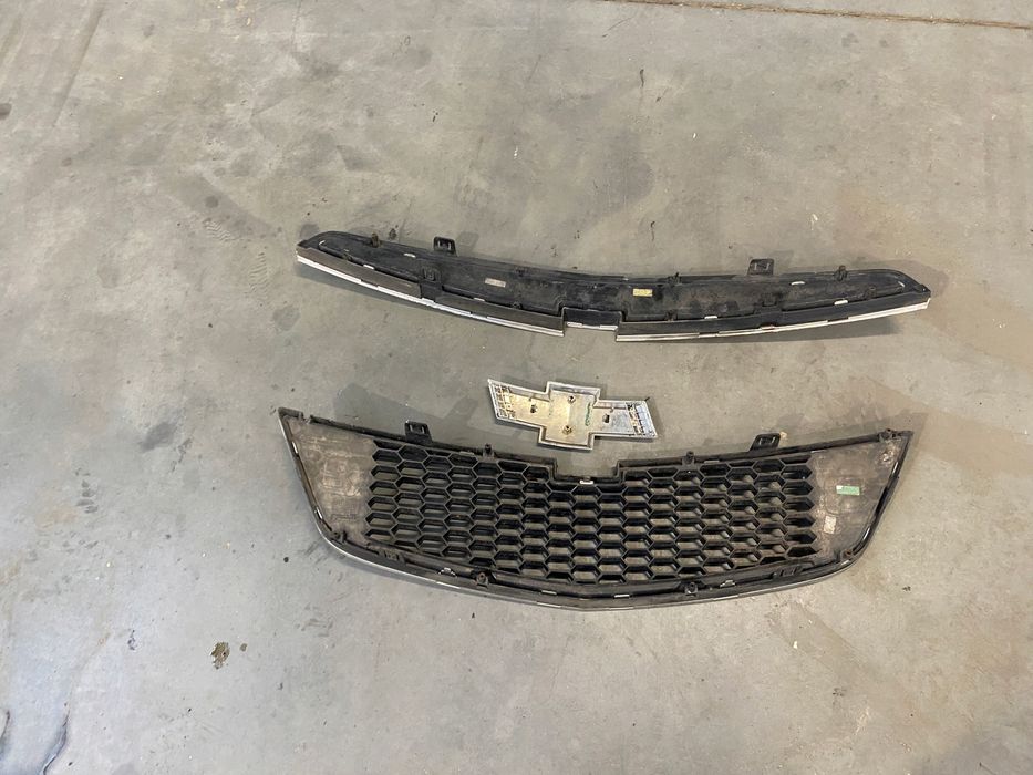 chevrolet spark iii grill atrapa