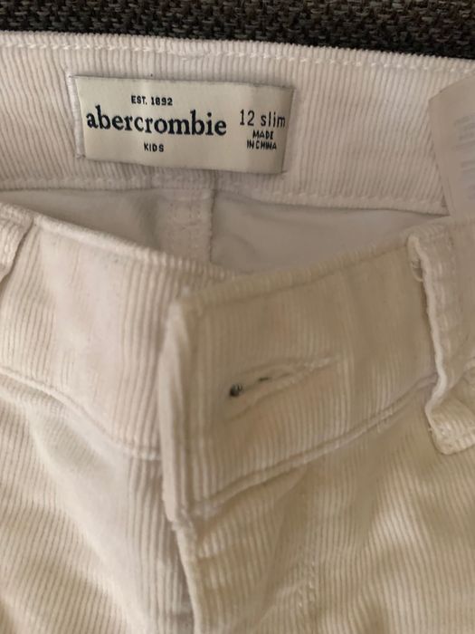 Spodnie Abercrombie   12 lat  Sztruks