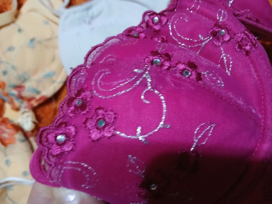 Gina Benotti,H&M zestaw 6 biustonoszy mlodziezowych/damskich A70do80