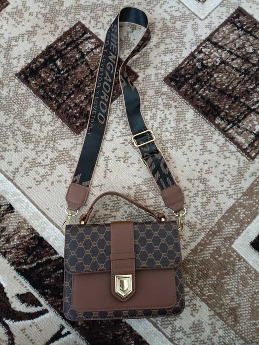 Сумка жіноча через плече