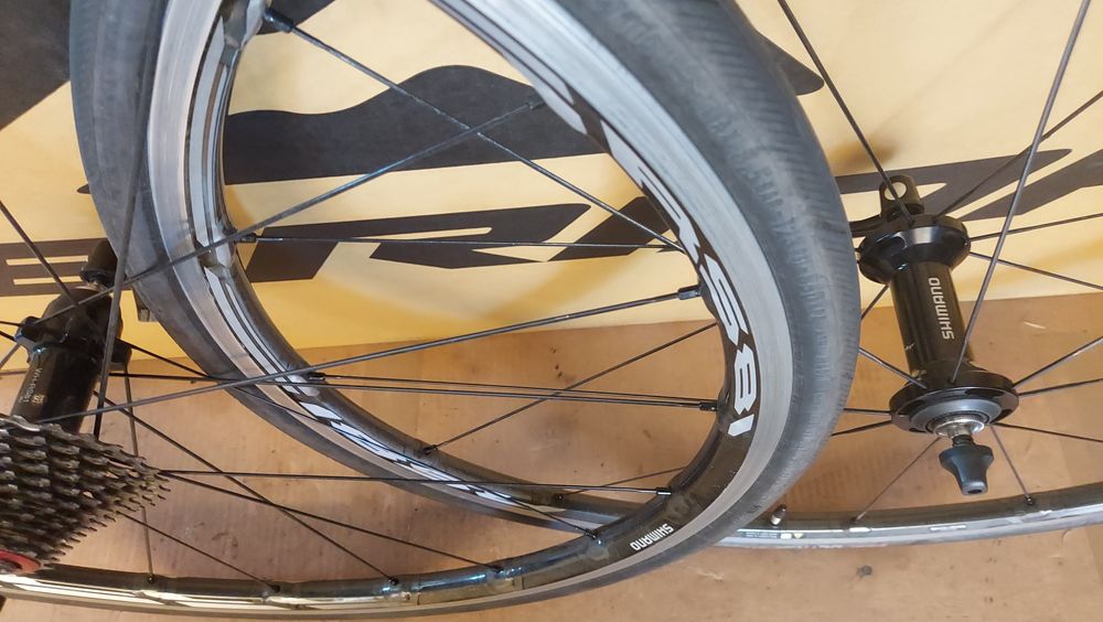Rodas de carbono Shimano RS81