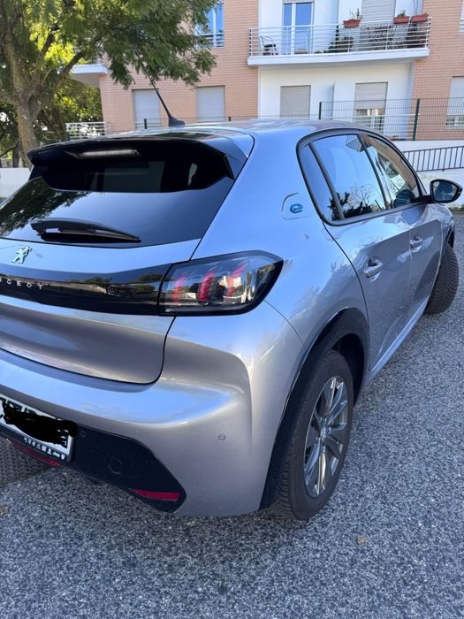 Peugeot e-208 elétrico (IVA Dedutível)