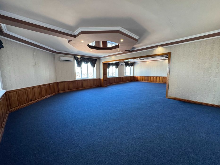 Комерційне приміщення в БЦ по вул. Пастерівська