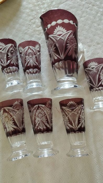 Conjunto de jarra e seis copos de cristal novos. Em Lisboa entrego em