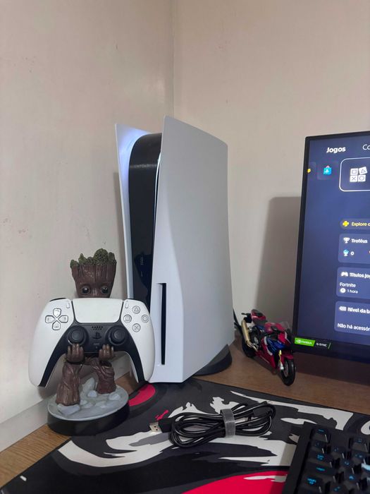 PlayStation 5 (PS5) Fat com Leitor