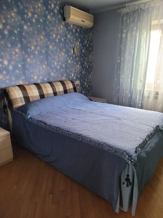 Комфортна стильна видова квартира