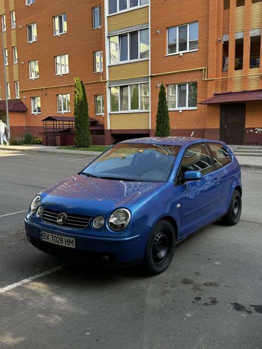 Volkswagen polo 1.2 бензин