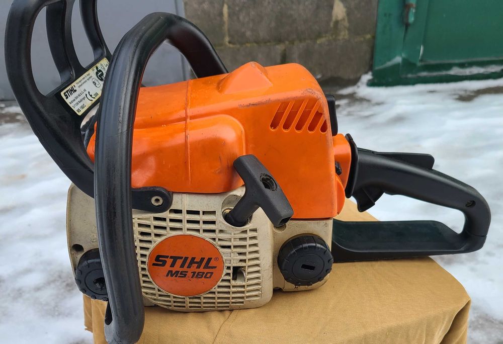 stihl 180              .