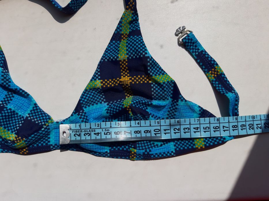 Голубой купальник в отличном состоянии.