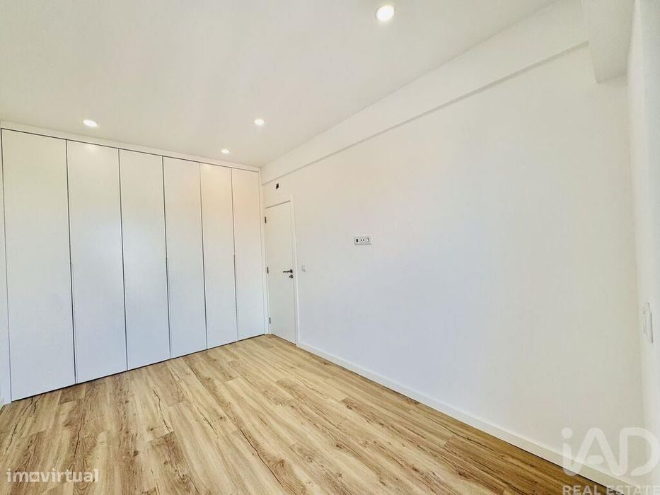 Apartamento T1 em Amora de 50 m2