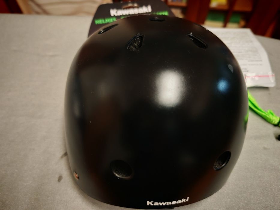 Capacete Kawasaki skate etc