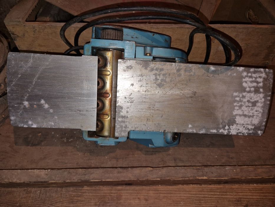 Garlopa de mão elétrica