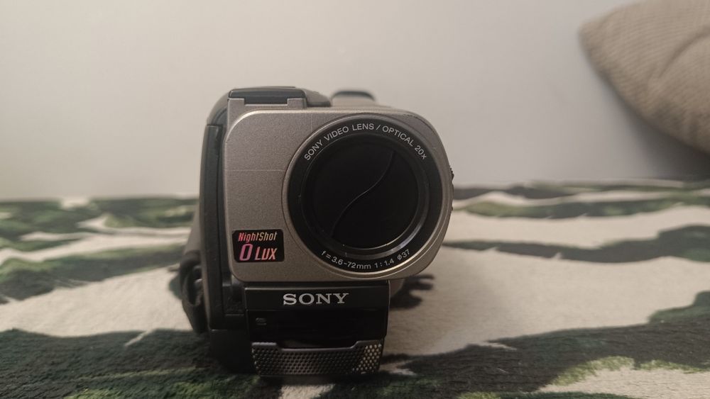 Sony Handycam CCD-TR417E zestaw