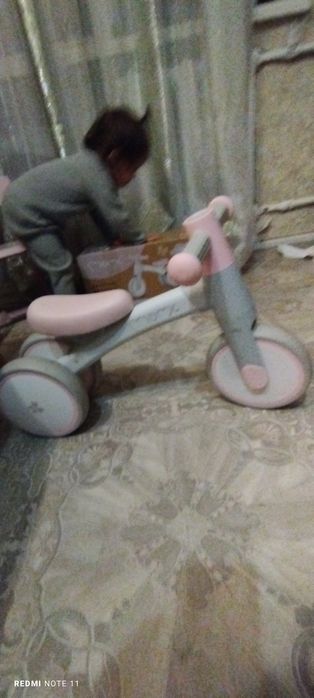 Беговел Велобіг MoMi TEDI дитячий Біговел для малюкі