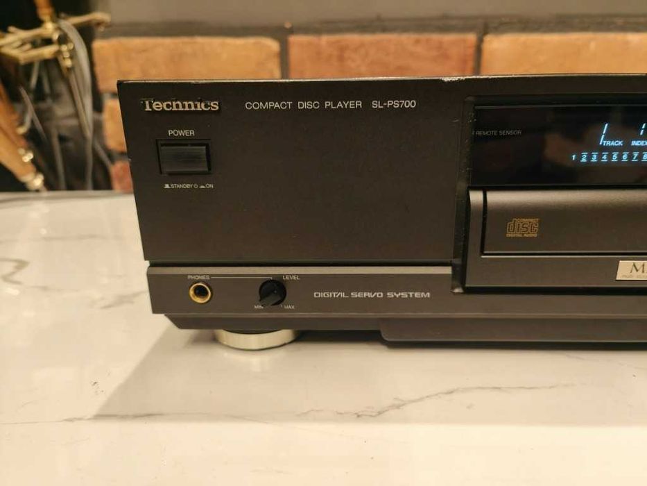 TECHNICS SL-PS700 ! Drugi model od góry ! Świetny odtwarzacz