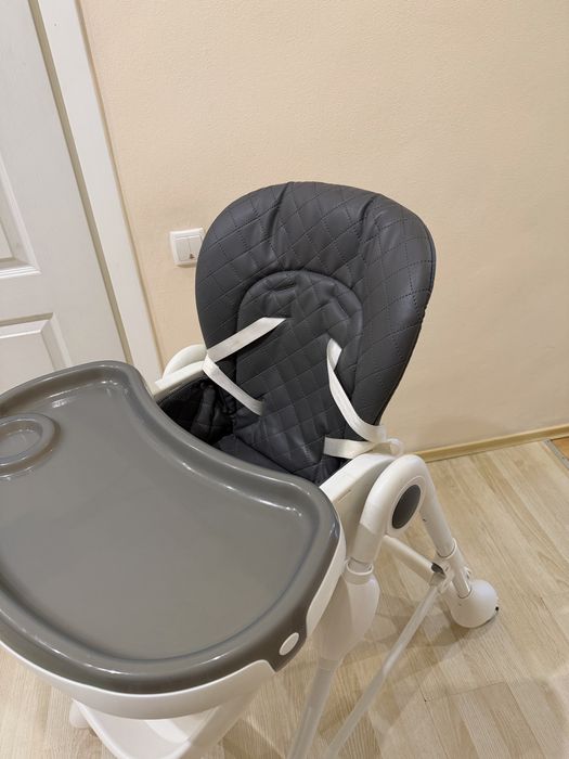 Стільчик для годування Carrello