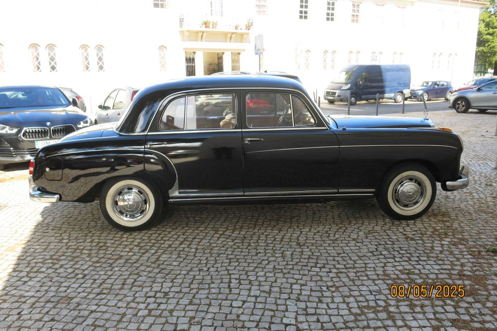 MERCEDES 220 S PONTON CLÁSSICO