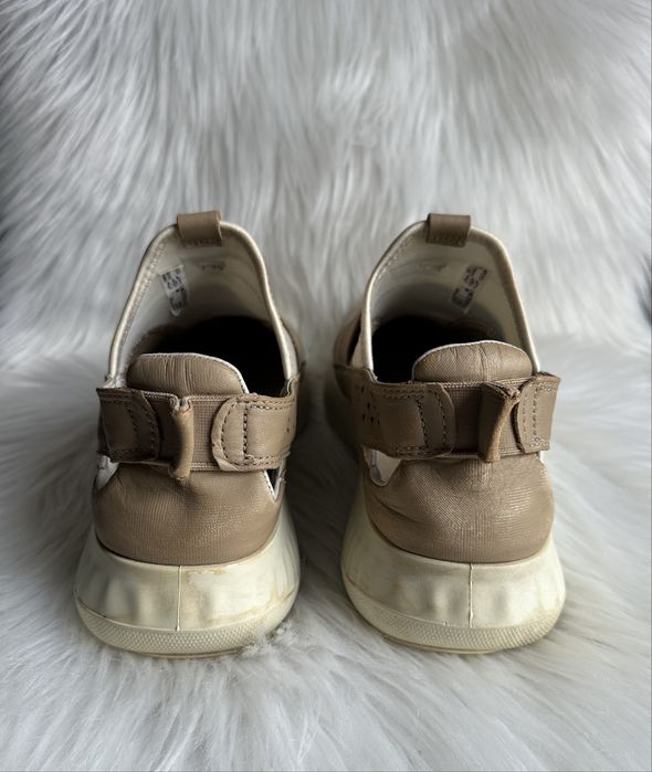 ECCO ST.1 Lite Buty Damskie 40 Skórzane Sneakersy Beżowe Wsuwane Unisex