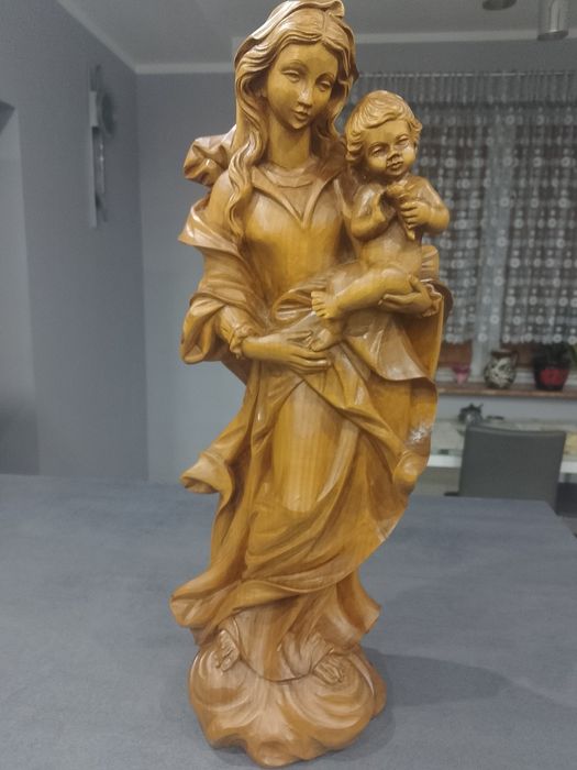 *Wyprzedaż*Piękna figura Matki Boskiej z Dzieciątkiem z drewna.