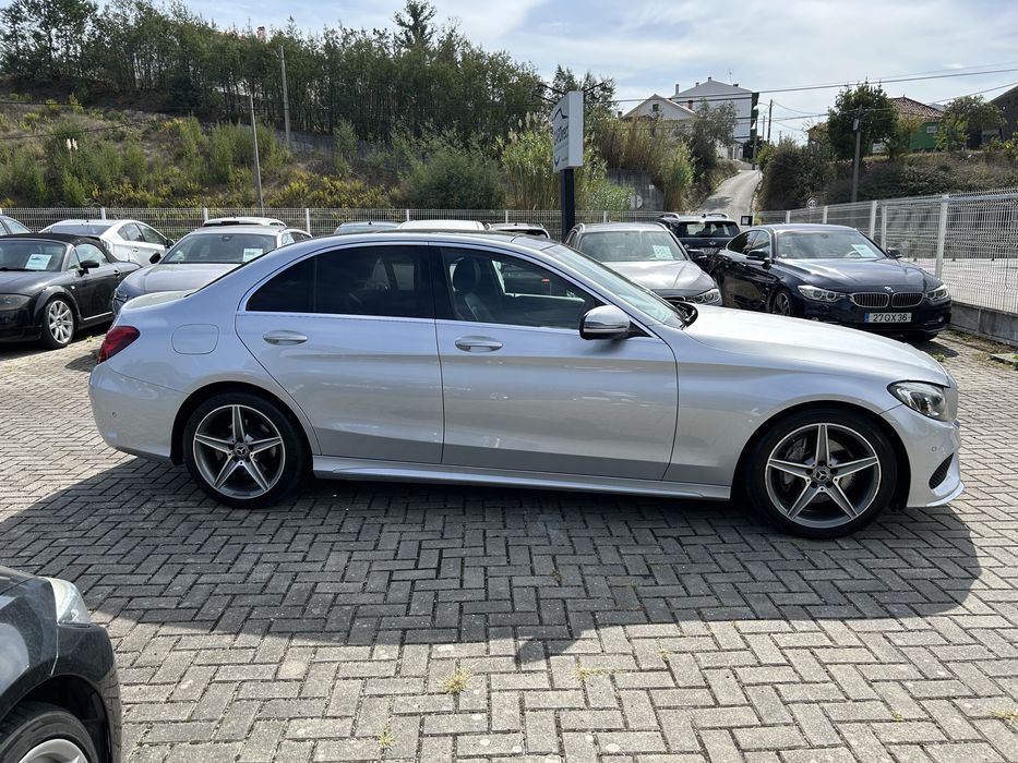 Mercedes-Benz C220d AMG - Nacional - 100 mil kms