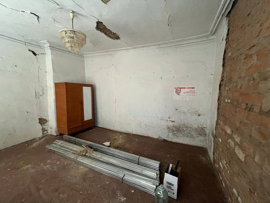 Частина будинку Тараща