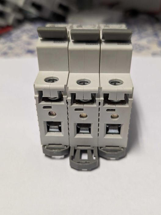 Disjuntor Efapel 16A 1P