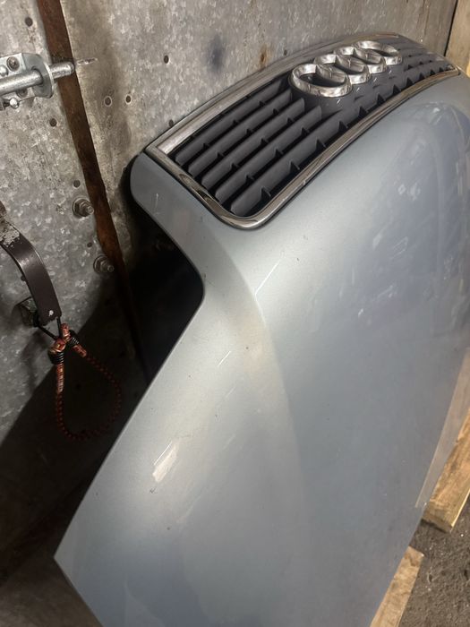Maska Błękitna LY7R Audi A4 B6 01-04