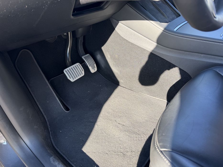Tesla model Y nacional