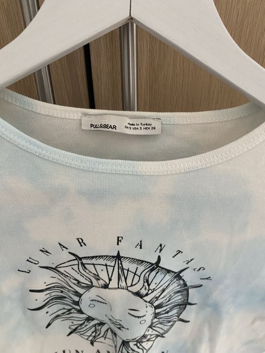 Camisola azul e branca da pull and bear