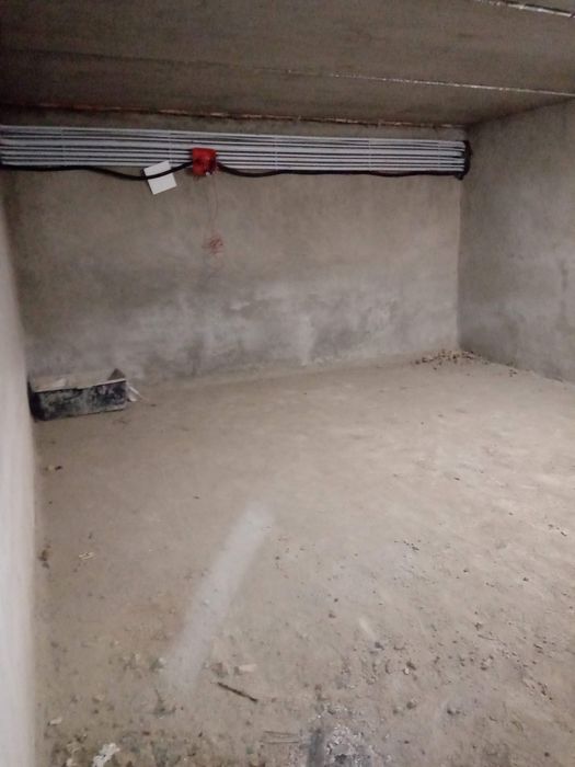 Нерухомість -підвальне приміщення