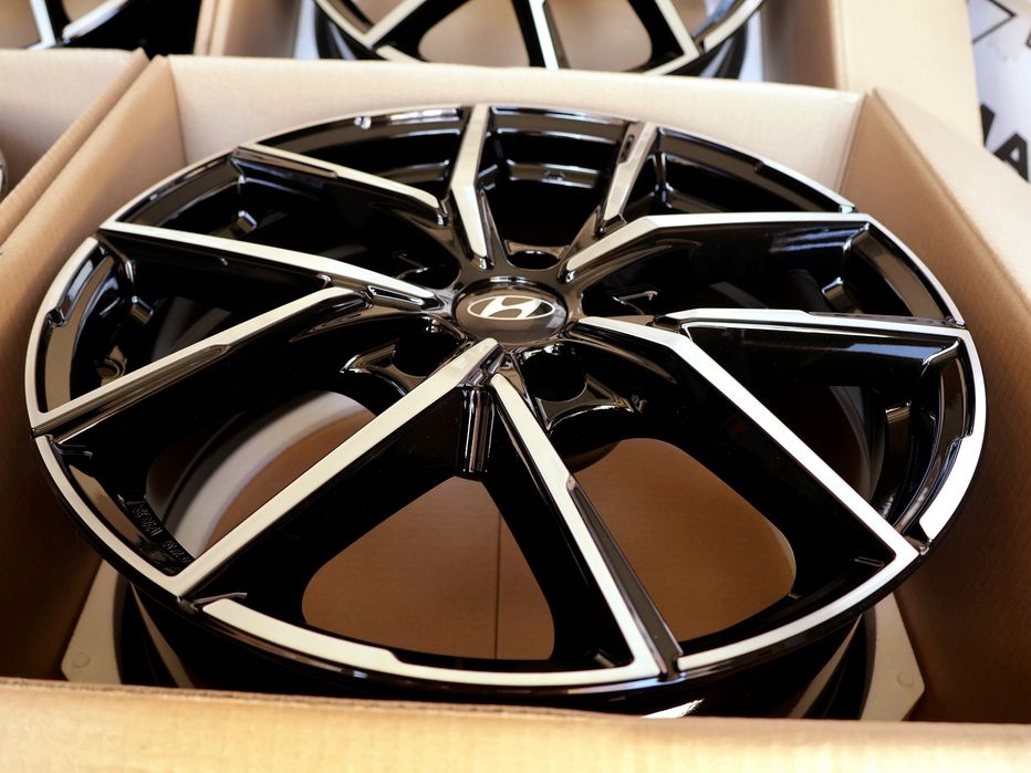 HYUNDAI TUCSON NX4 III FELGI ALUMINIOWE 8X18 5X114,3 ET40 ALUTEC GERMANY