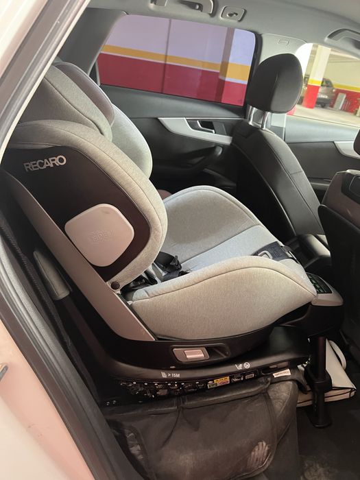 Cadeira bebe até aos 4 anos