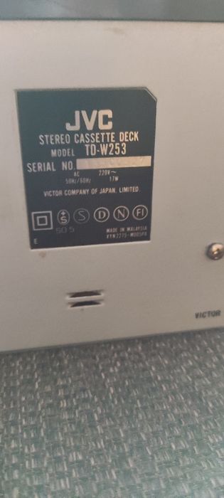 Magnetofon JVC TD-W253