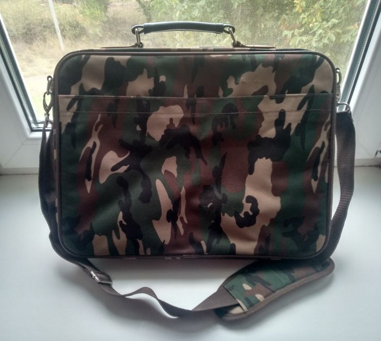 Сумка для ноутбука діагональ 15.6 як нова