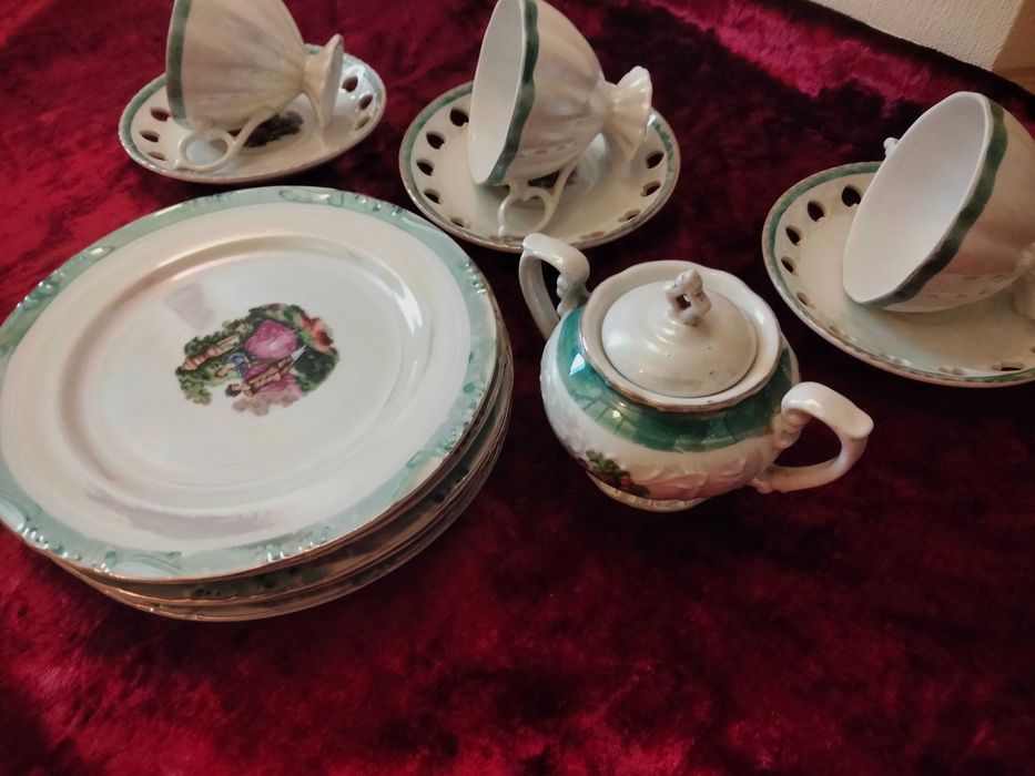 Кофейно-чайный сервиз Мадонна. Япония.