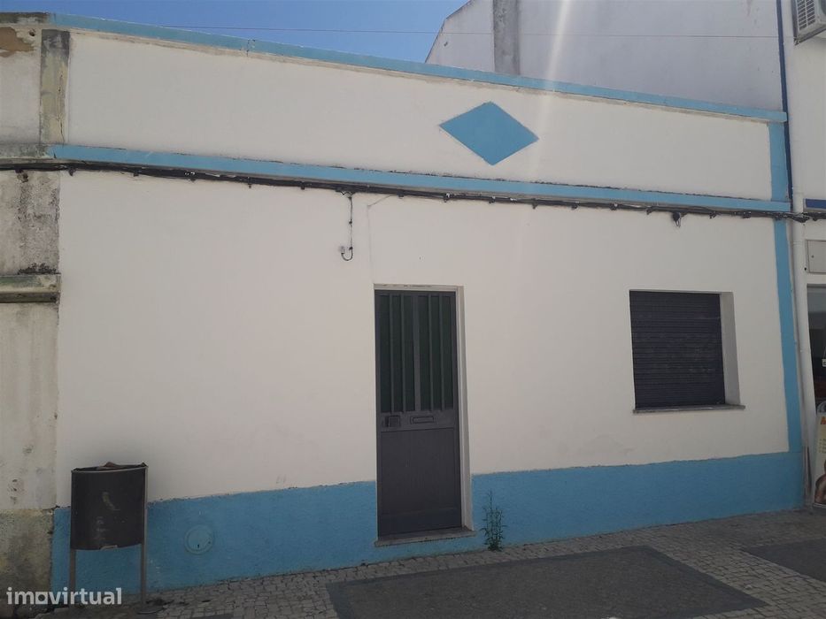 Moradia T2+1 Arrendamento em Almodôvar e Graça dos Padrões,Almodôvar