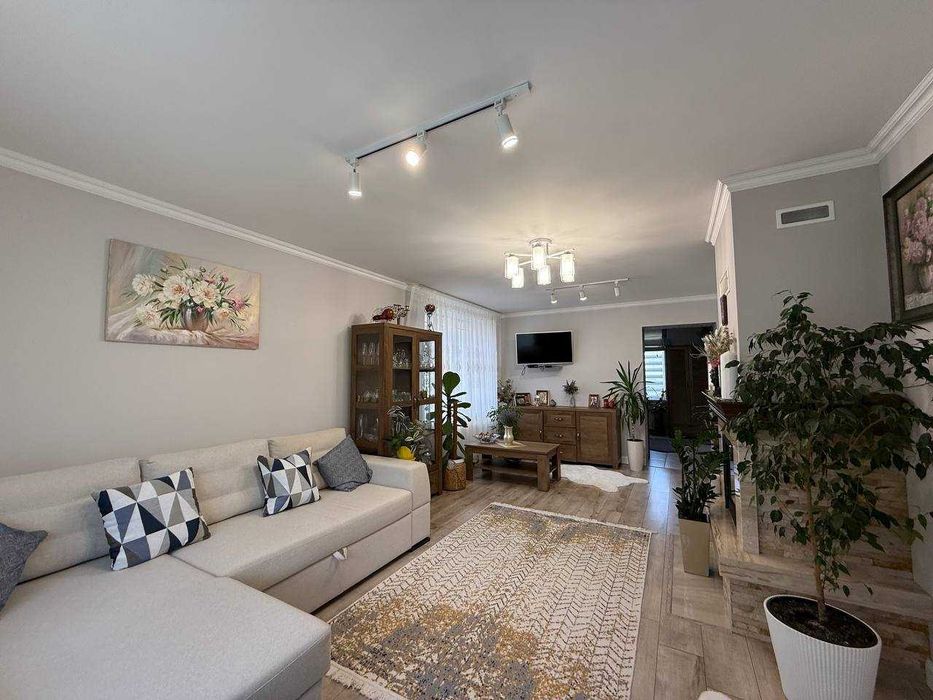 Продаж чудового будинку! Волочиськ