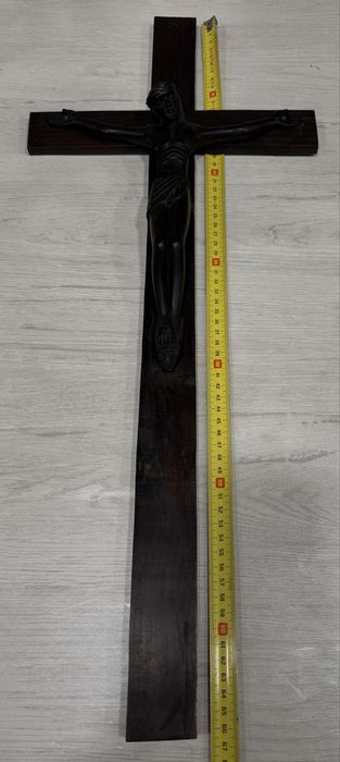 Crucifixo antigo grande em madeira (67cm)