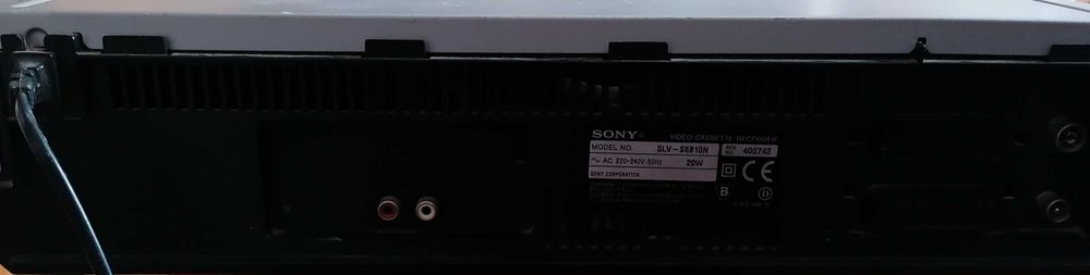 Magnetowid VHS Sony SLV-SE810