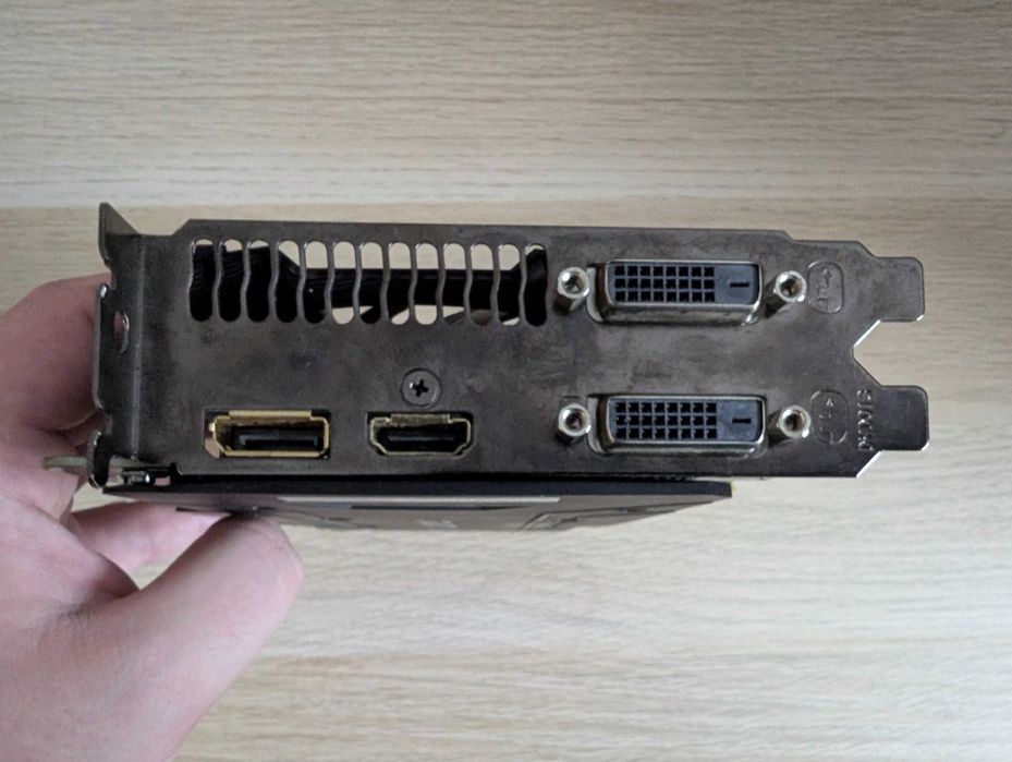 Gigabyte GTX 1060 WINDFORCE OC 3GB — Refurbished64550414001411122